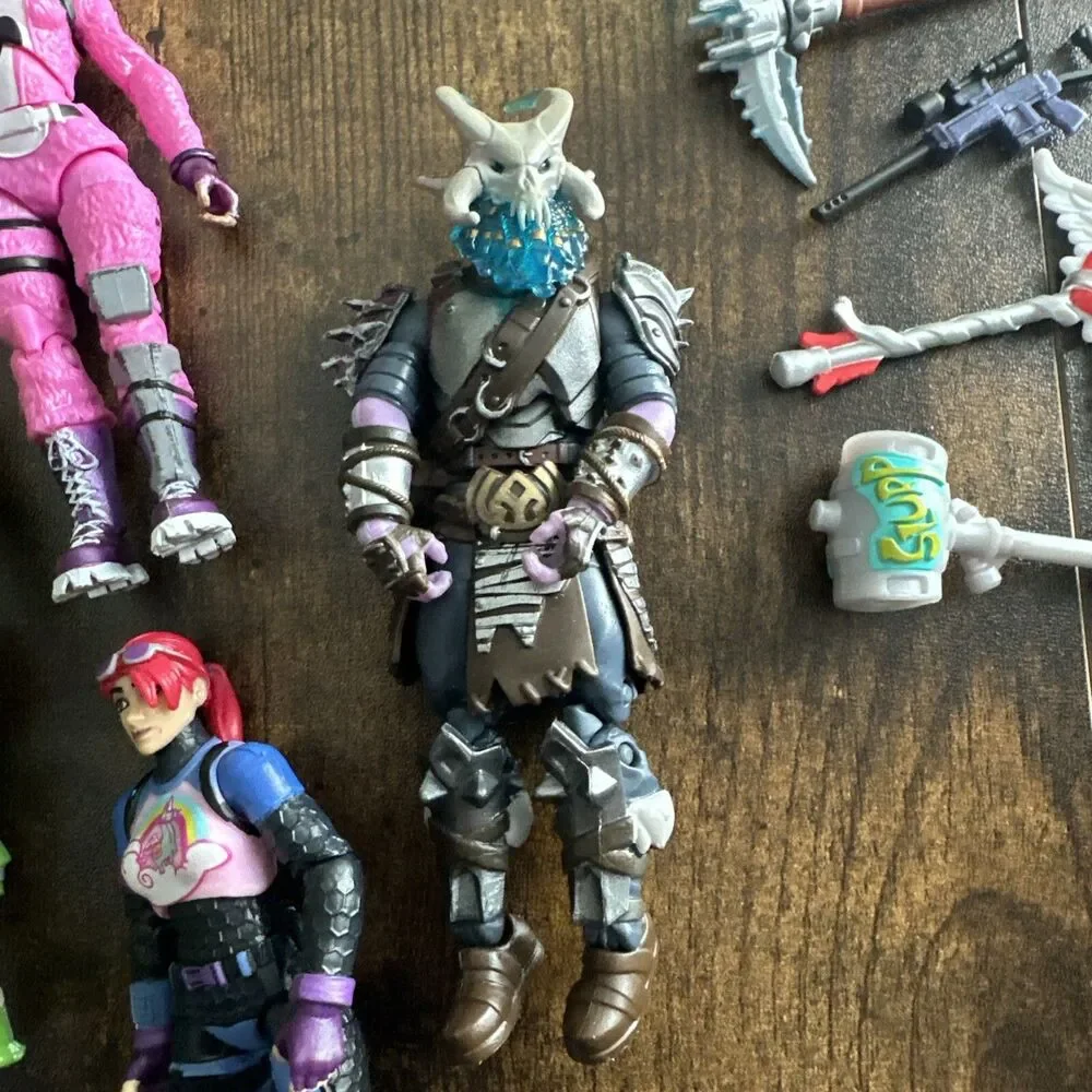 Jazwares Fortnite Squad Mode 4 Figure Pack